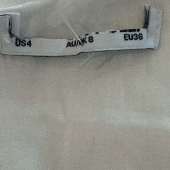 NWOT Princess Polly Spirito Cream Button-Front Tank Top - Picture 8 of 9